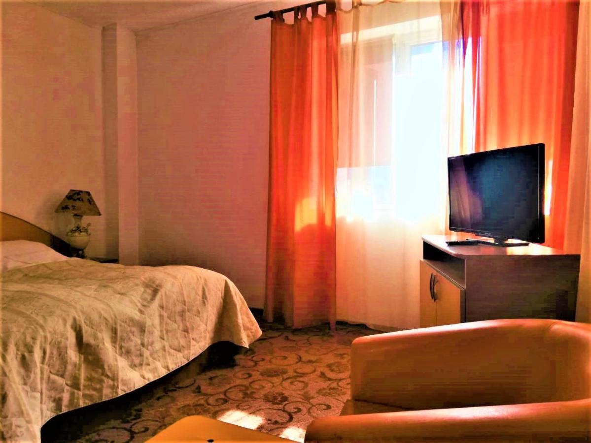 Hotel Dolce Far Niente บราชอฟ ภายนอก รูปภาพ